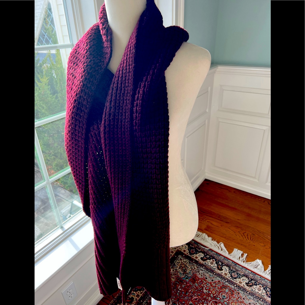Ugg Heavy Knit Scarf In Burgundy